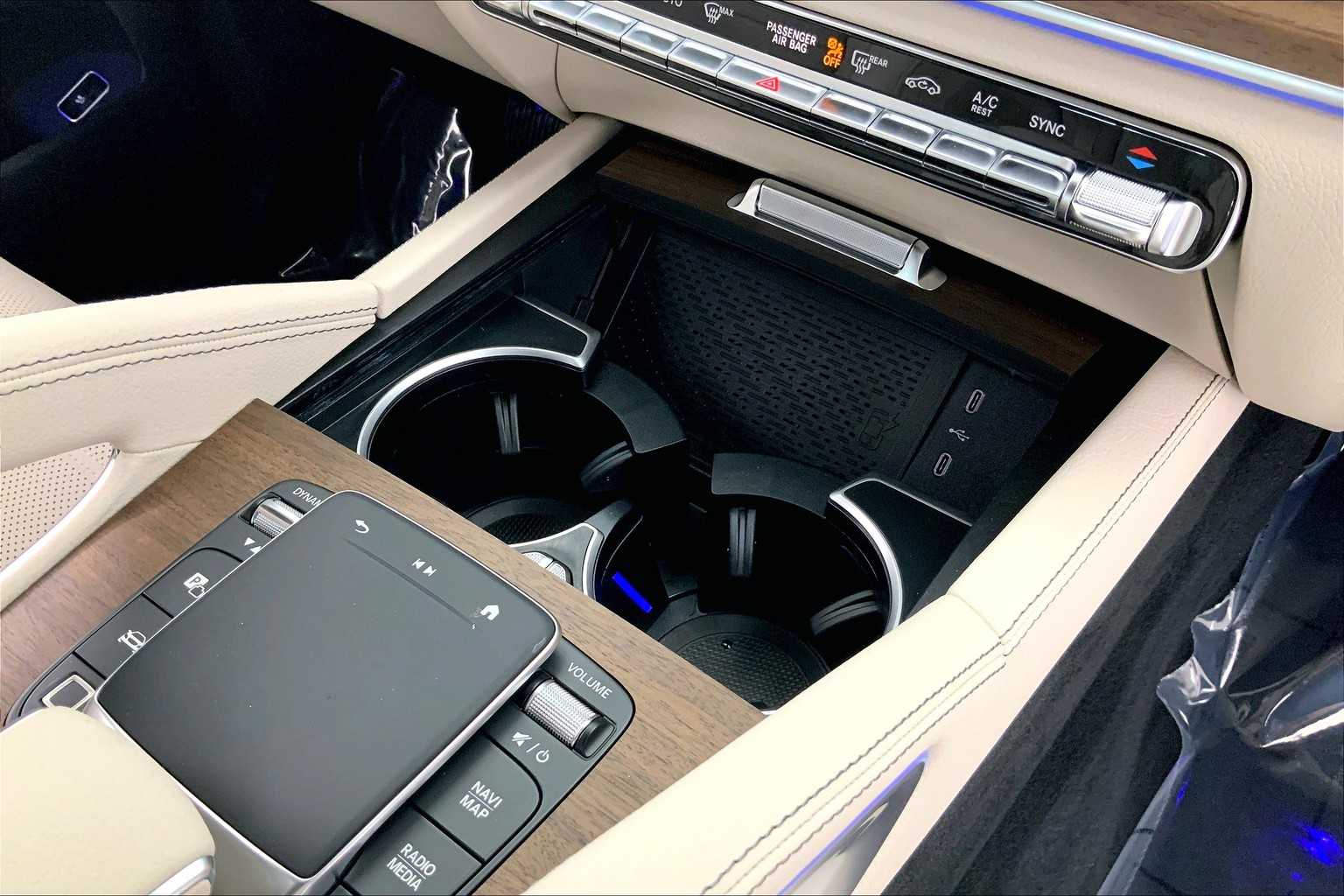 Thumbnail: 2026 Mercedes-Benz GLE - 23