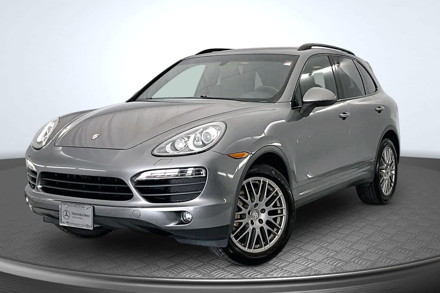 2014 Porsche Cayenne S -
                  Urbandale, IA