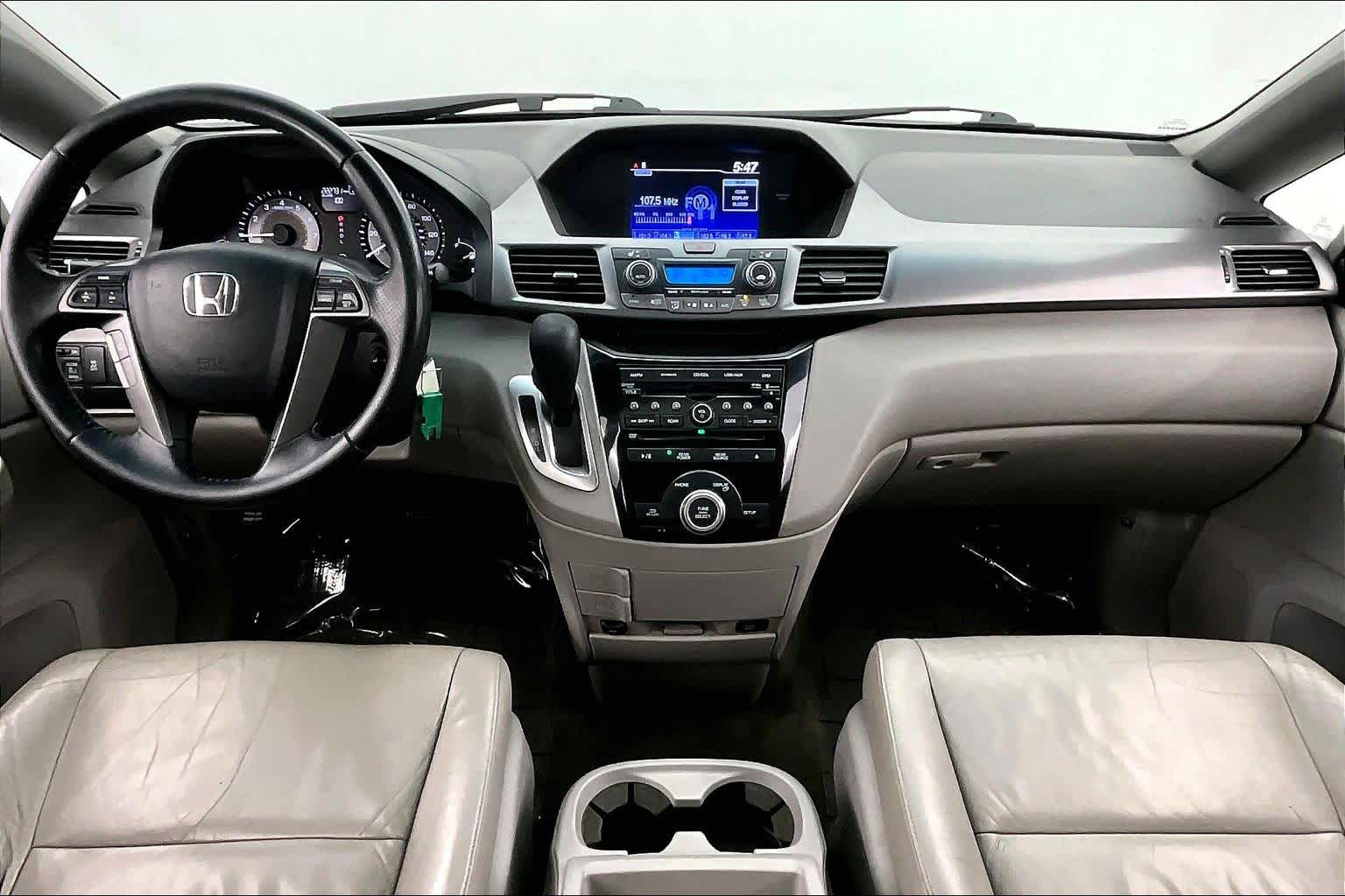 Thumbnail: 2011 Honda Odyssey - 10