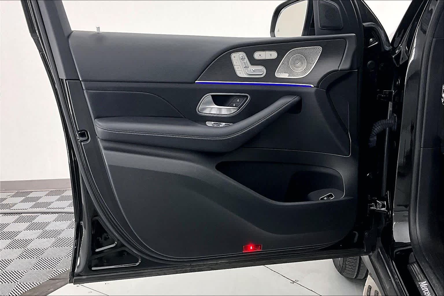 Thumbnail: 2021 Mercedes-Benz GLE - 23