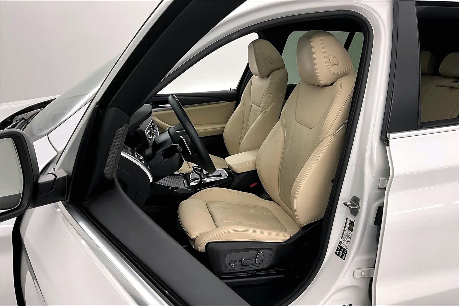 Thumbnail: 2024 BMW X3 - 11