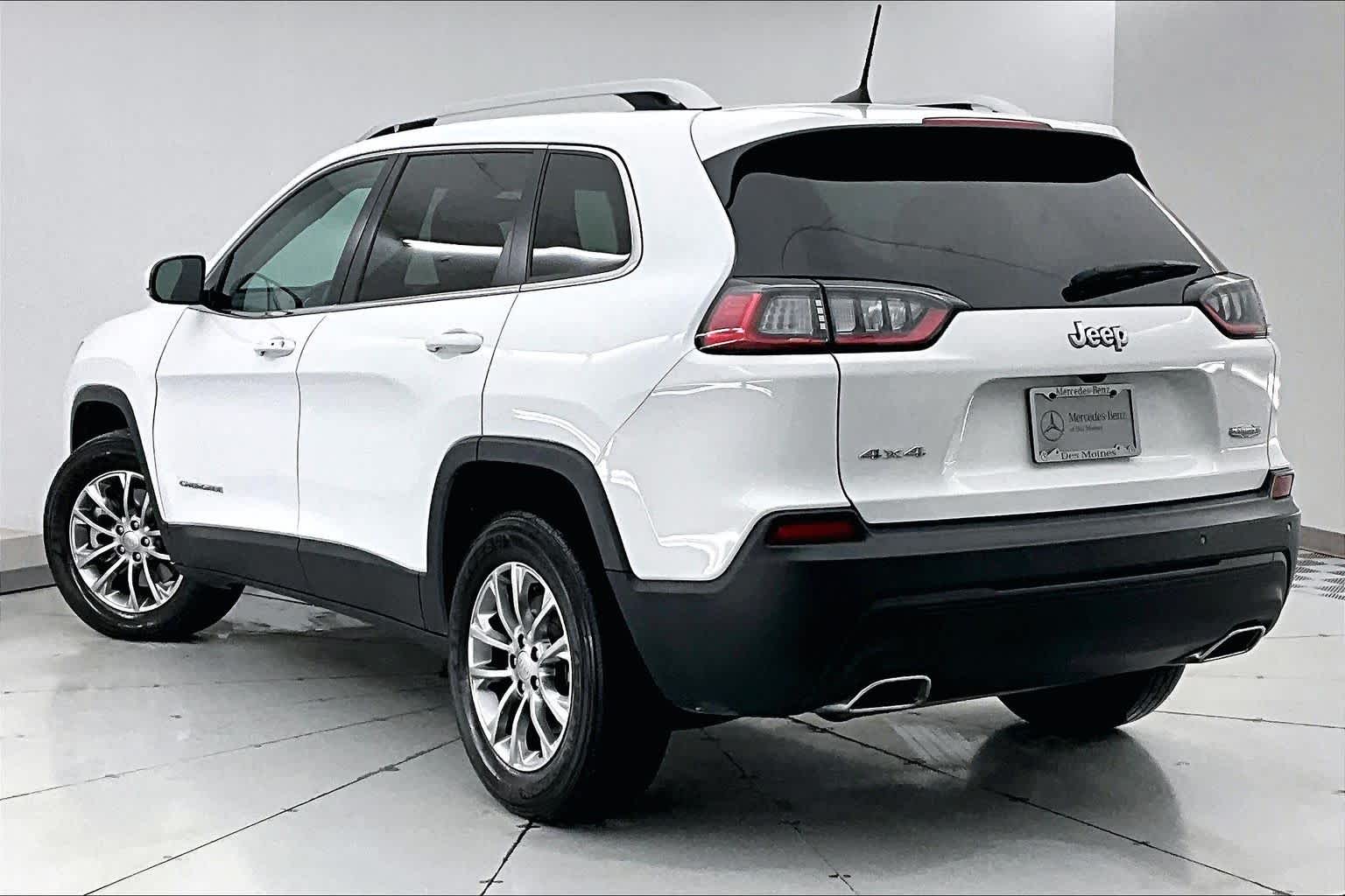 Thumbnail: 2021 Jeep Cherokee - 4