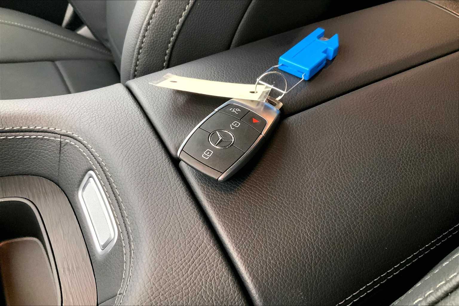 Thumbnail: 2025 Mercedes-Benz GLE - 20