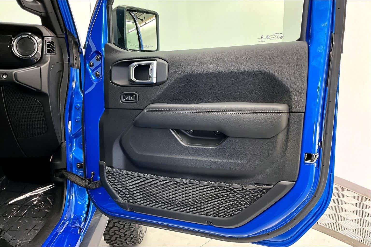 Thumbnail: 2021 Jeep Wrangler - 24