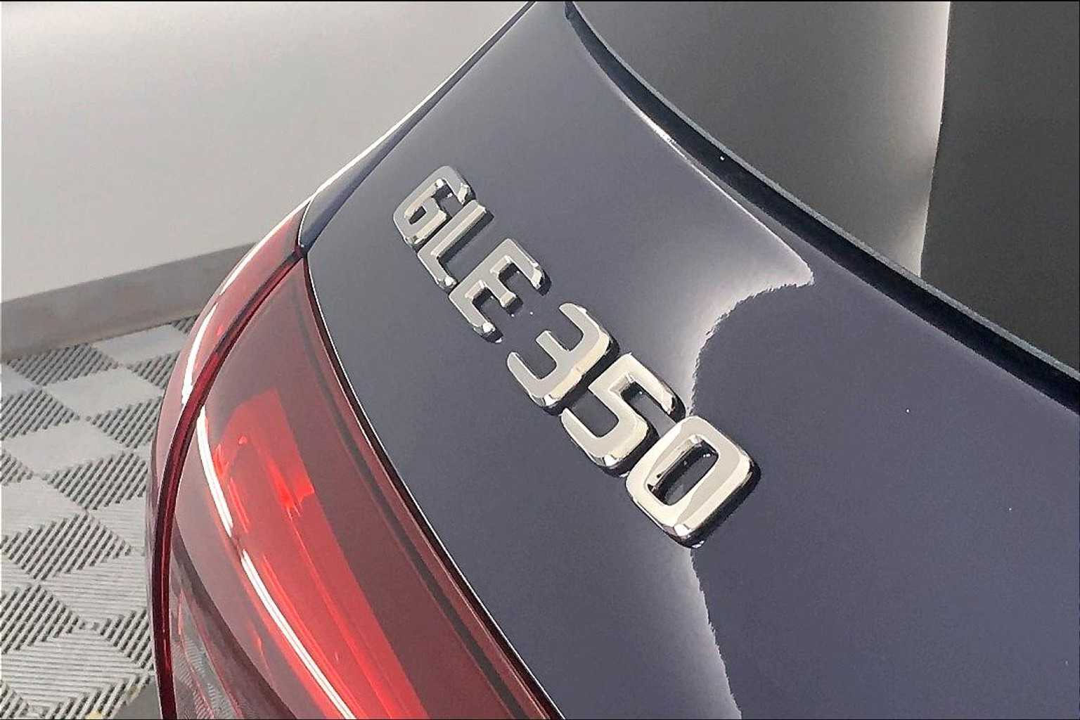 Thumbnail: 2025 Mercedes-Benz GLE - 7