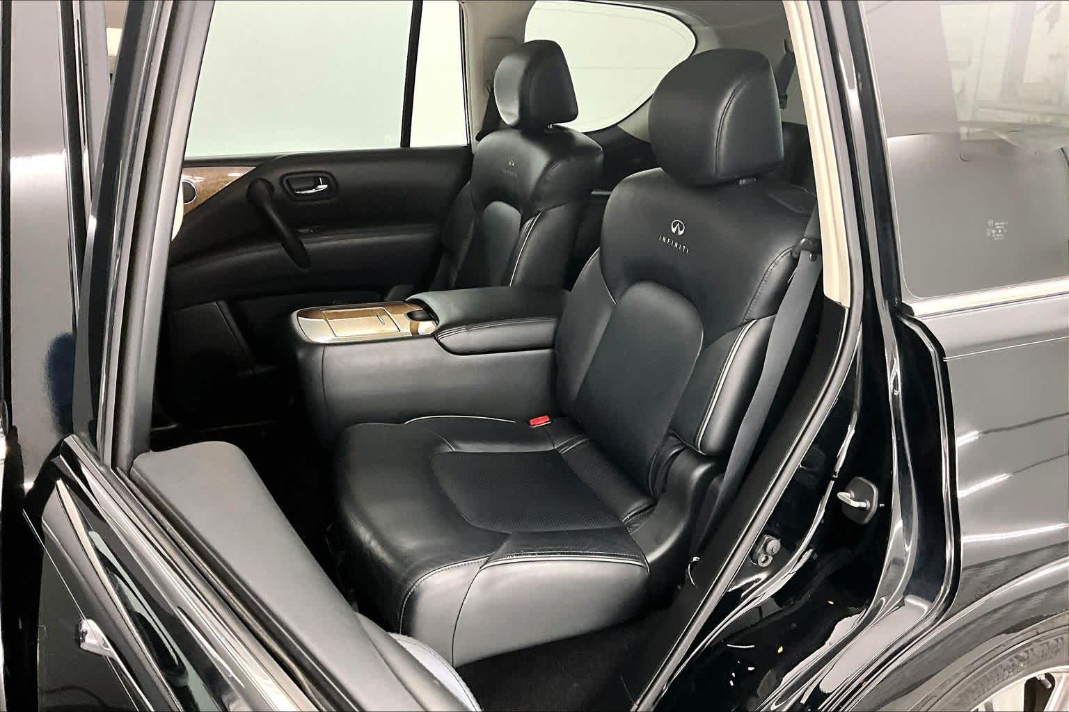 Thumbnail: 2013 INFINITI QX56 - 12