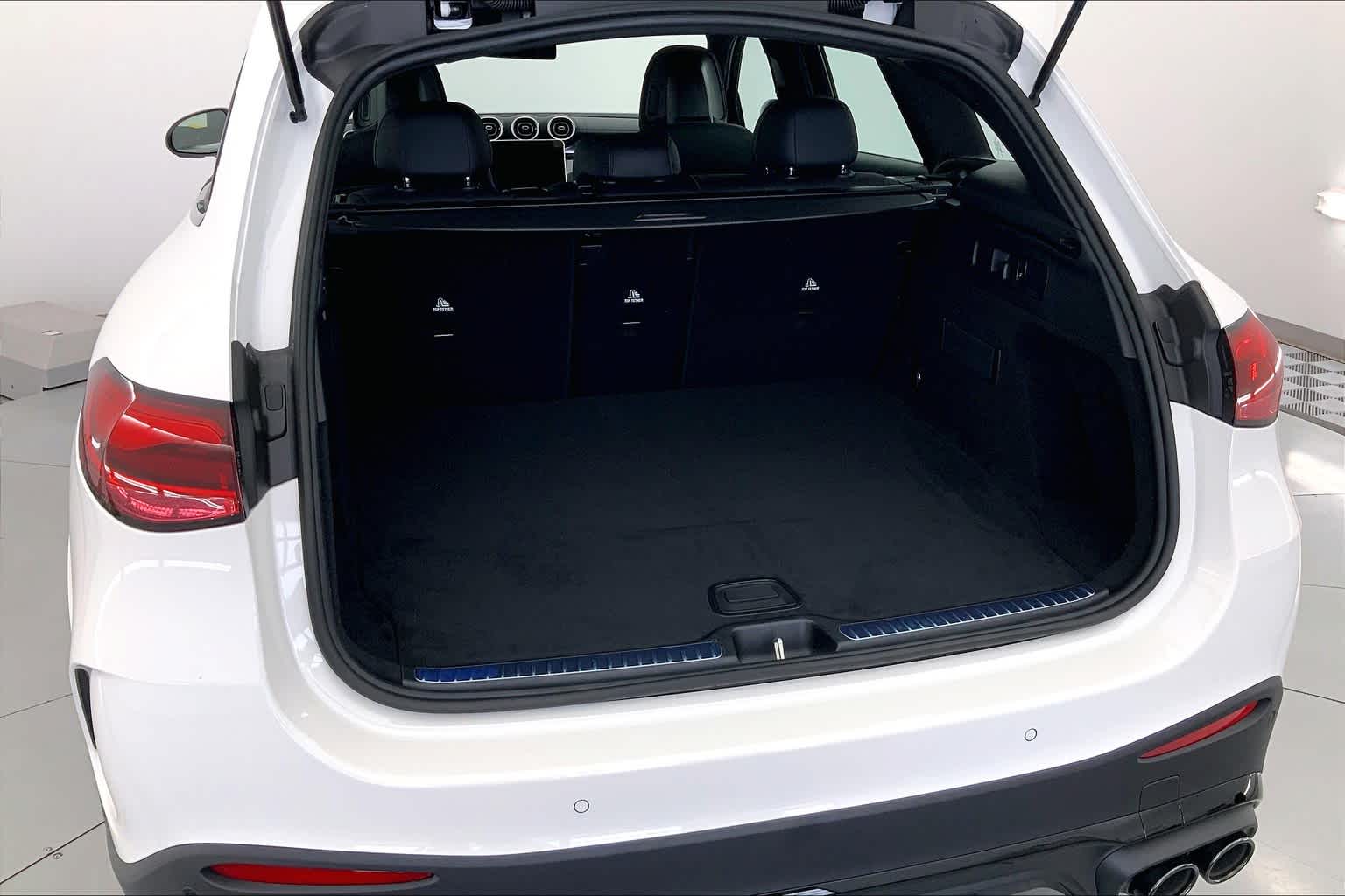 Thumbnail: 2025 Mercedes-Benz GLC - 19