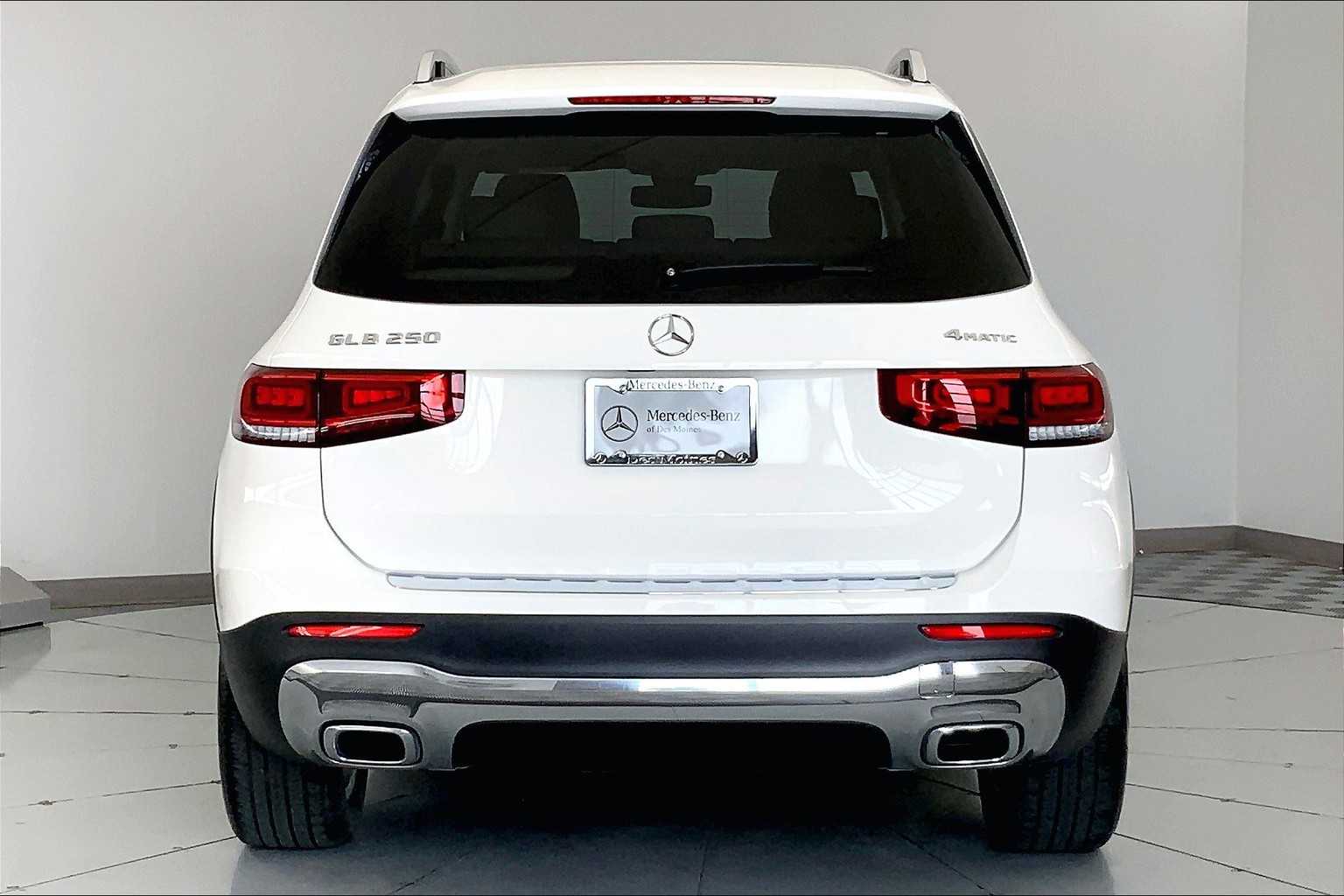 Thumbnail: 2021 Mercedes-Benz GLB - 5