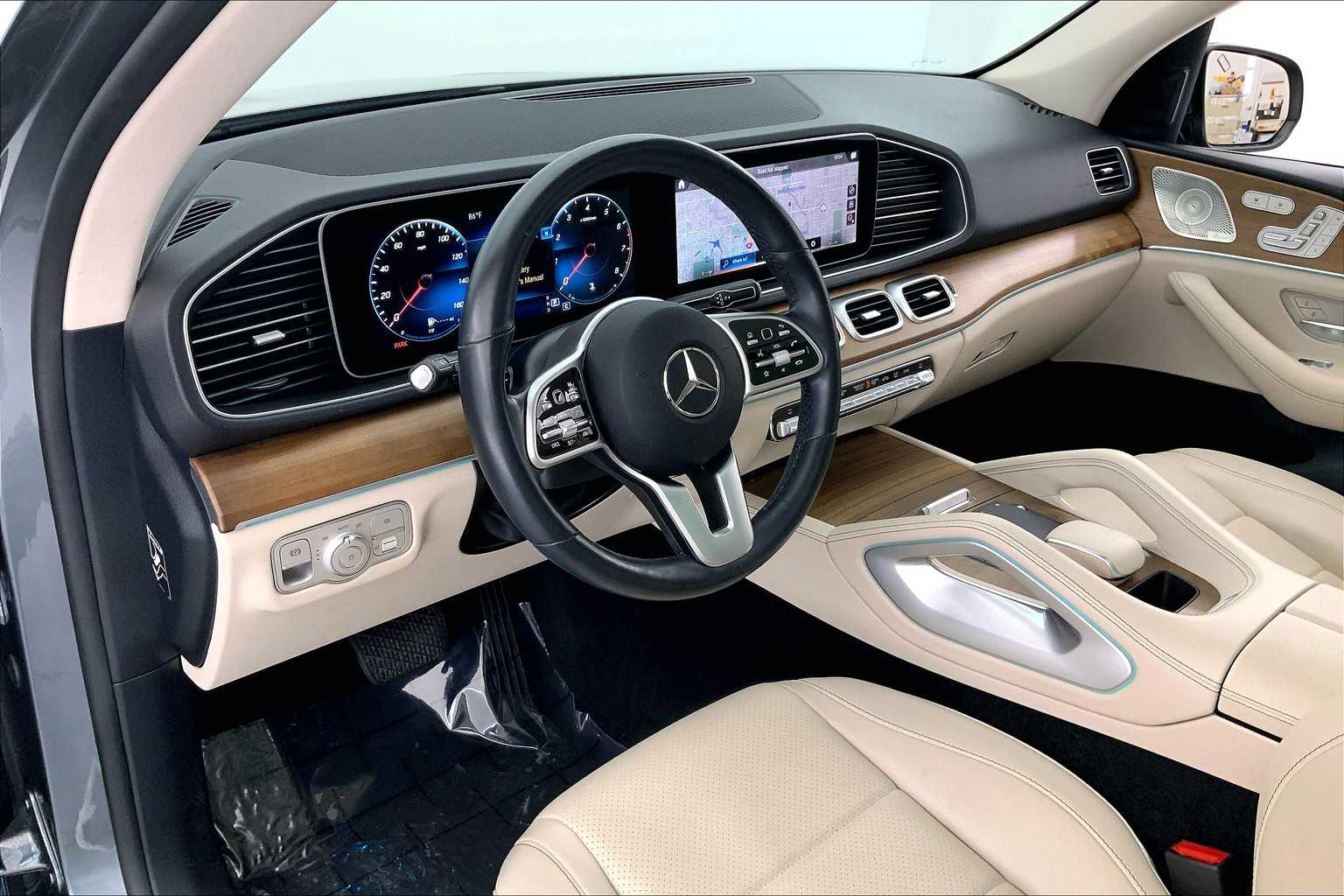 Thumbnail: 2022 Mercedes-Benz GLE - 2