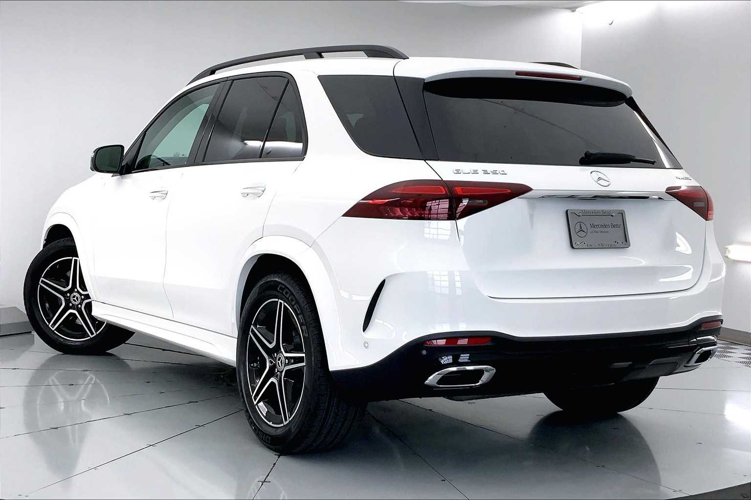 Thumbnail: 2025 Mercedes-Benz GLE - 4