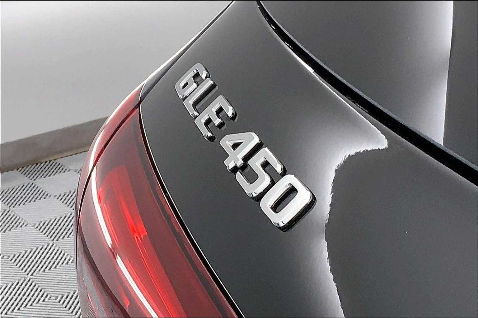 Thumbnail: 2026 Mercedes-Benz GLE - 7