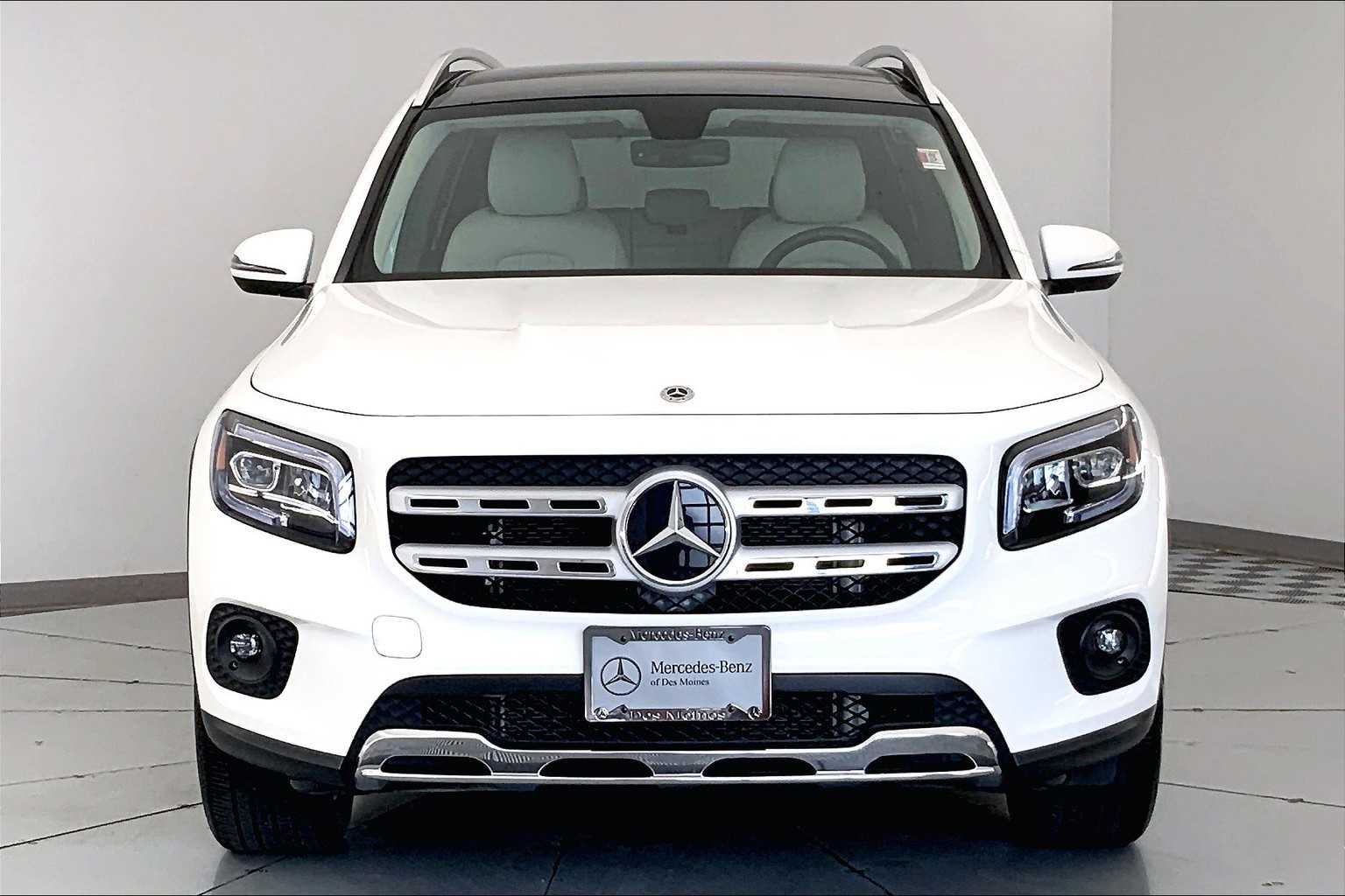 Thumbnail: 2021 Mercedes-Benz GLB - 6