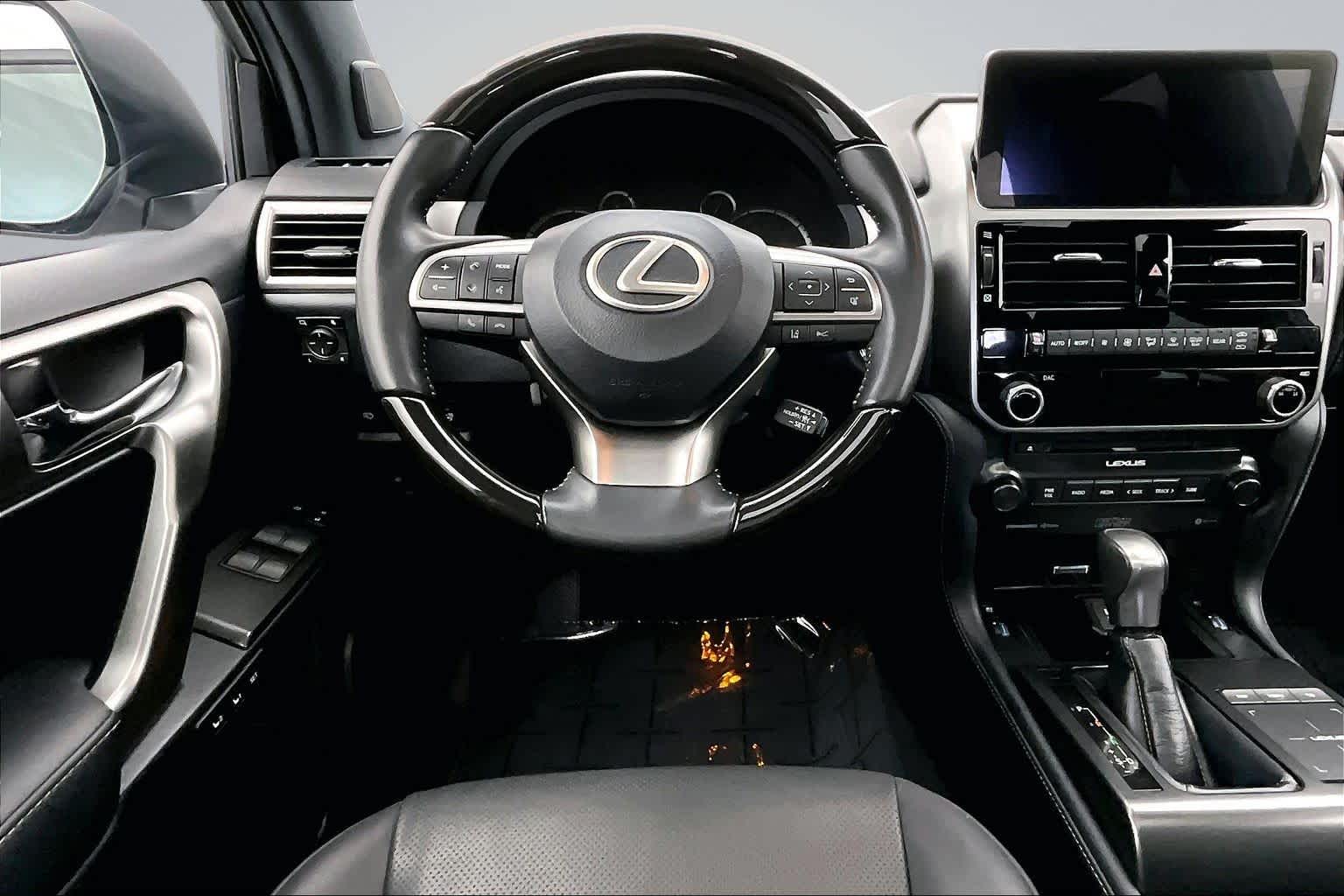 Thumbnail: 2023 Lexus GX - 15
