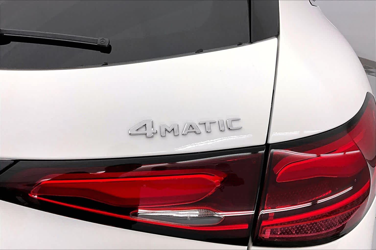 Thumbnail: 2026 Mercedes-Benz GLC - 22