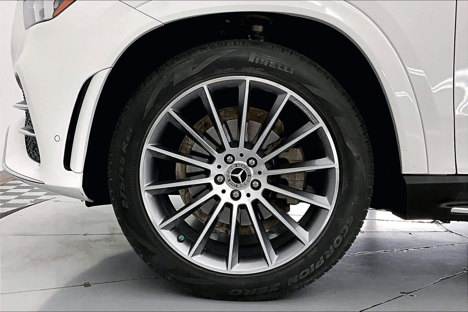 Thumbnail: 2023 Mercedes-Benz GLE - 8