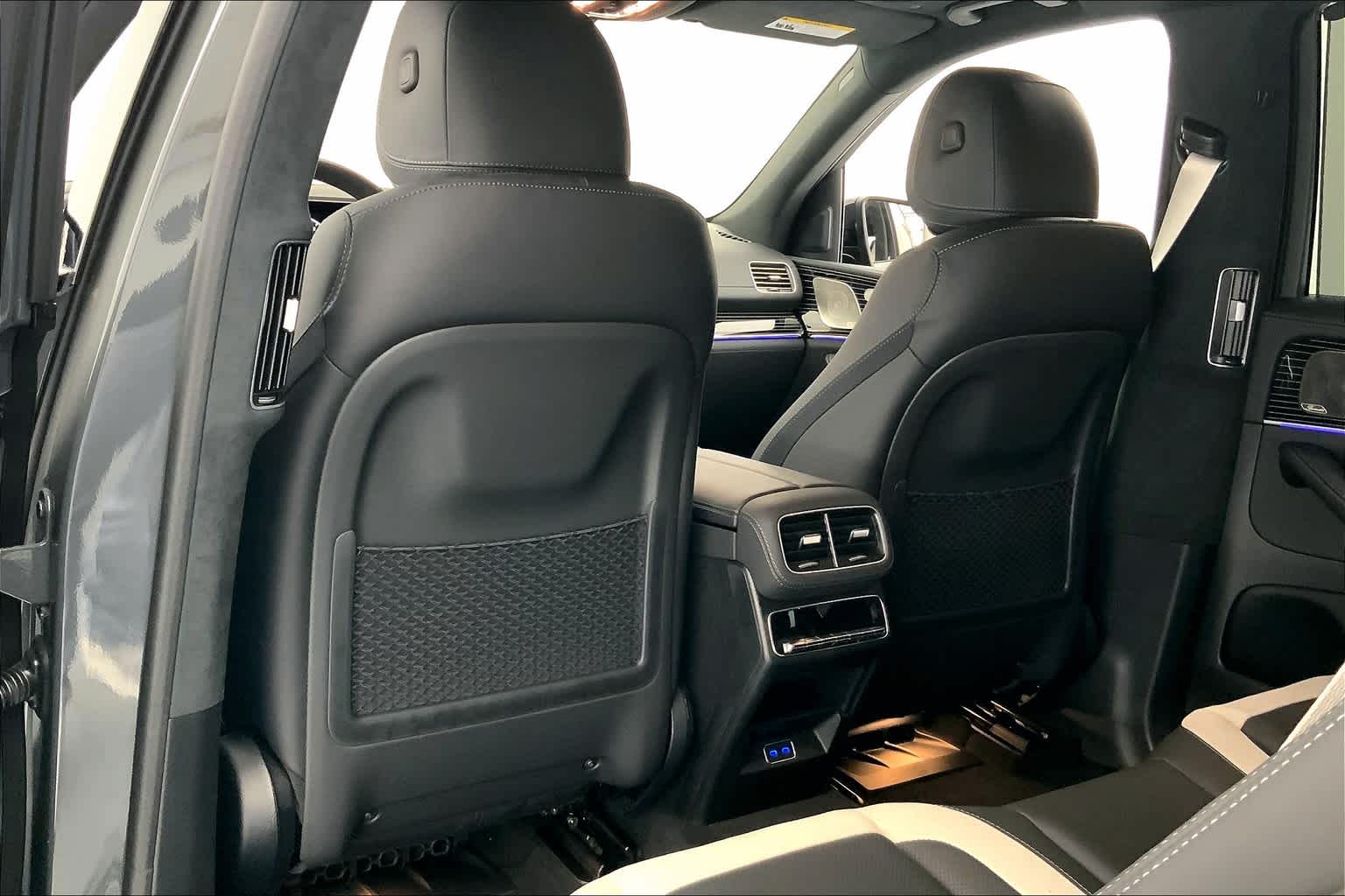 Thumbnail: 2025 Mercedes-Benz GL-Class - 12