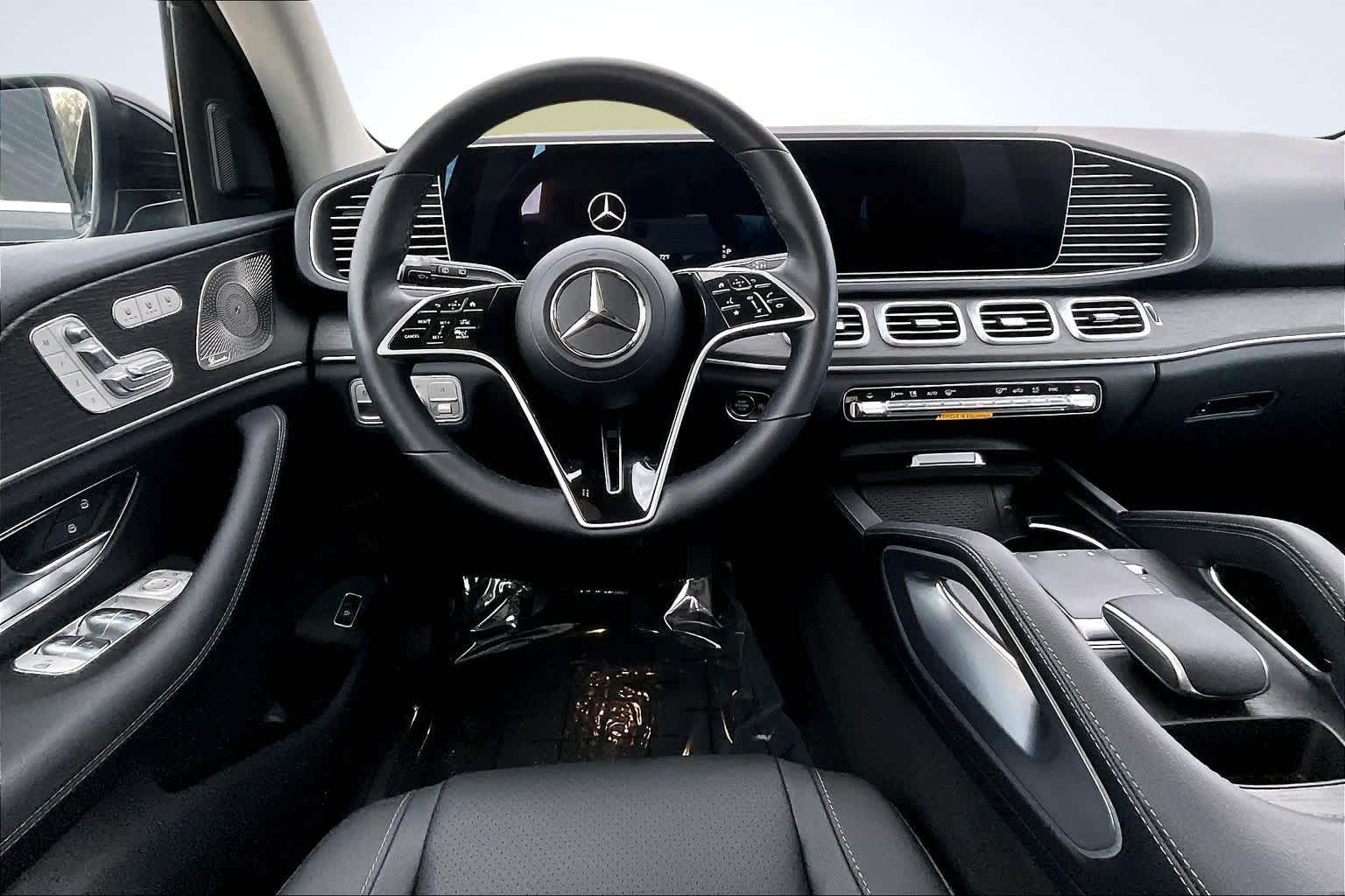 Thumbnail: 2026 Mercedes-Benz GLE - 15