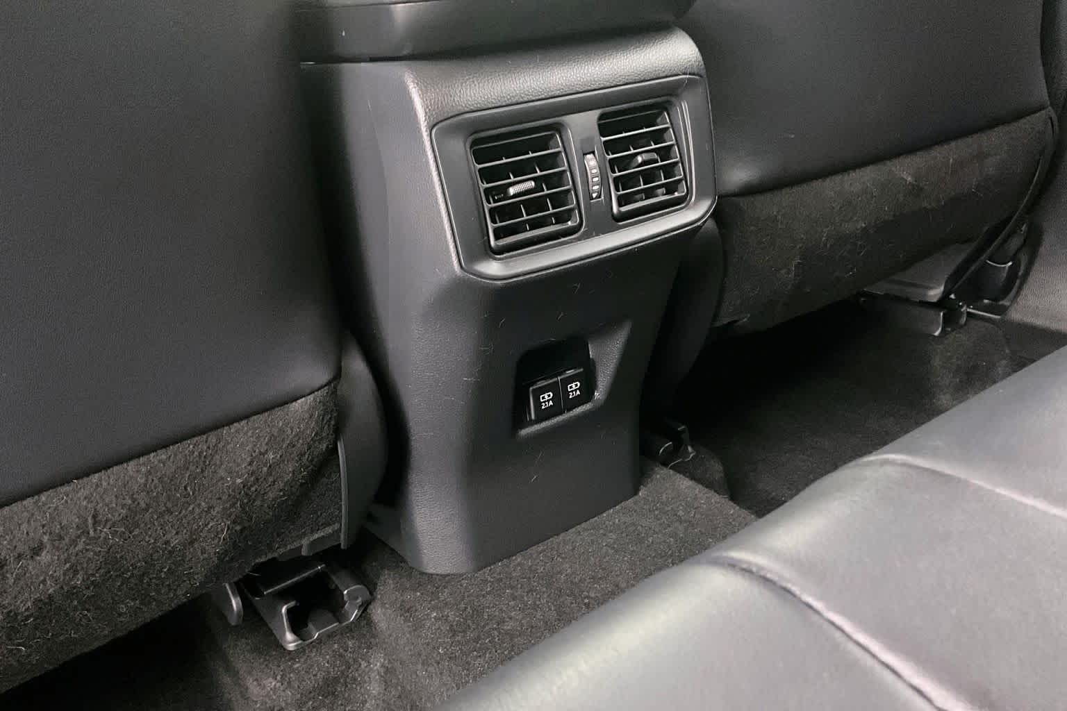 Thumbnail: 2020 Toyota RAV4 - 29