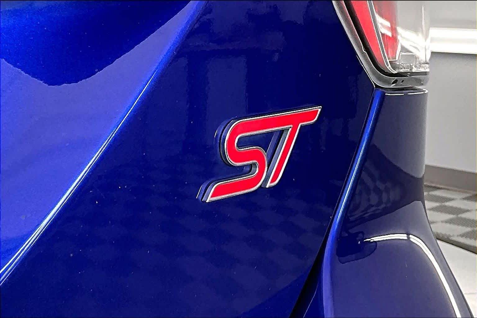 Thumbnail: 2014 Ford Focus - 7