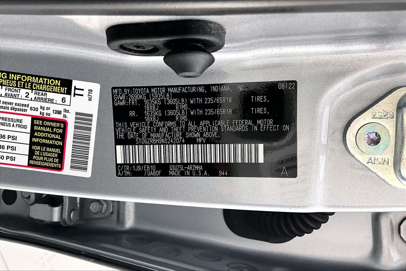 Thumbnail: 2022 Toyota Highlander - 29