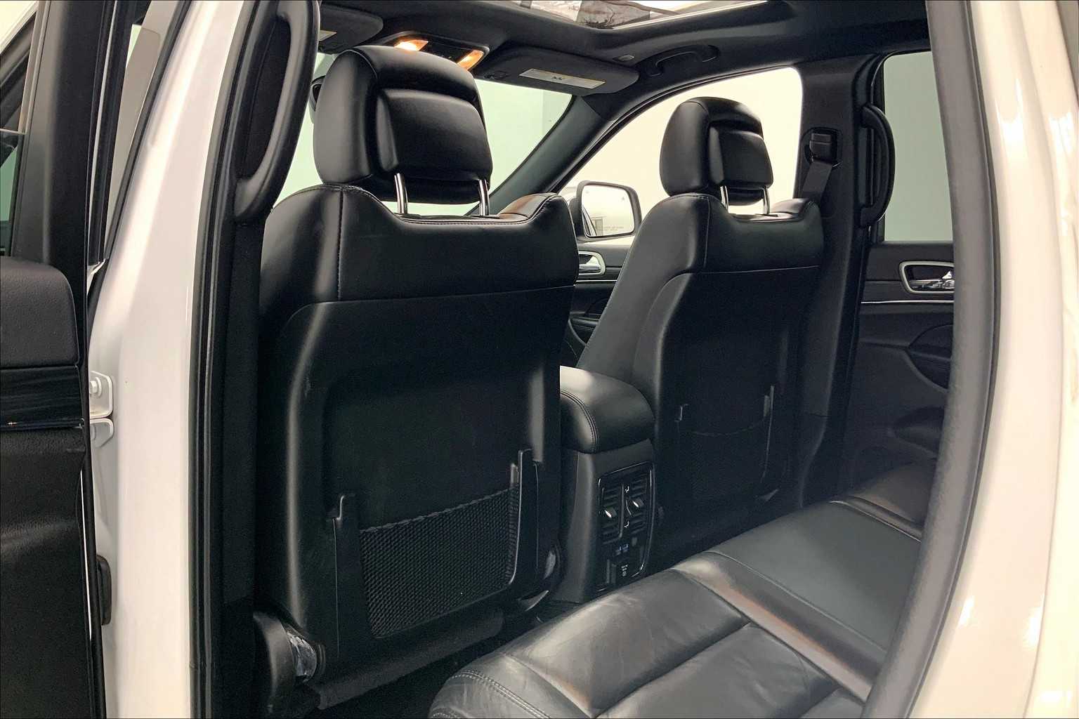 2020 Jeep Grand Cherokee Limited Edition 12