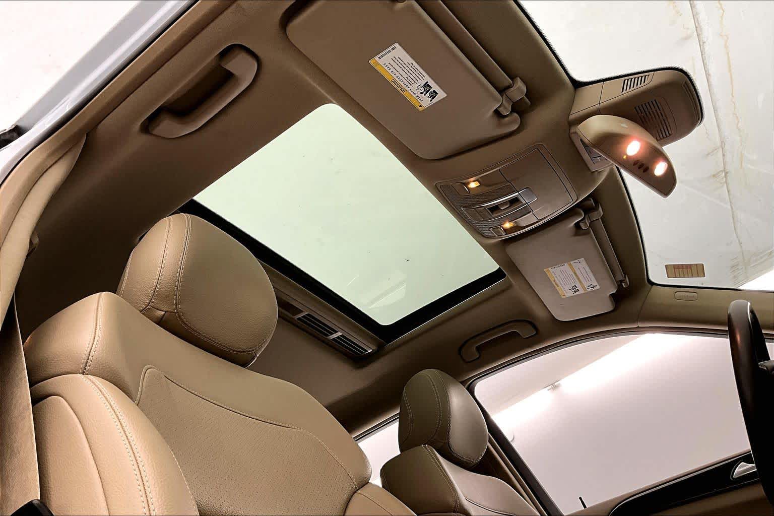 Thumbnail: 2014 Mercedes-Benz M-Class - 22