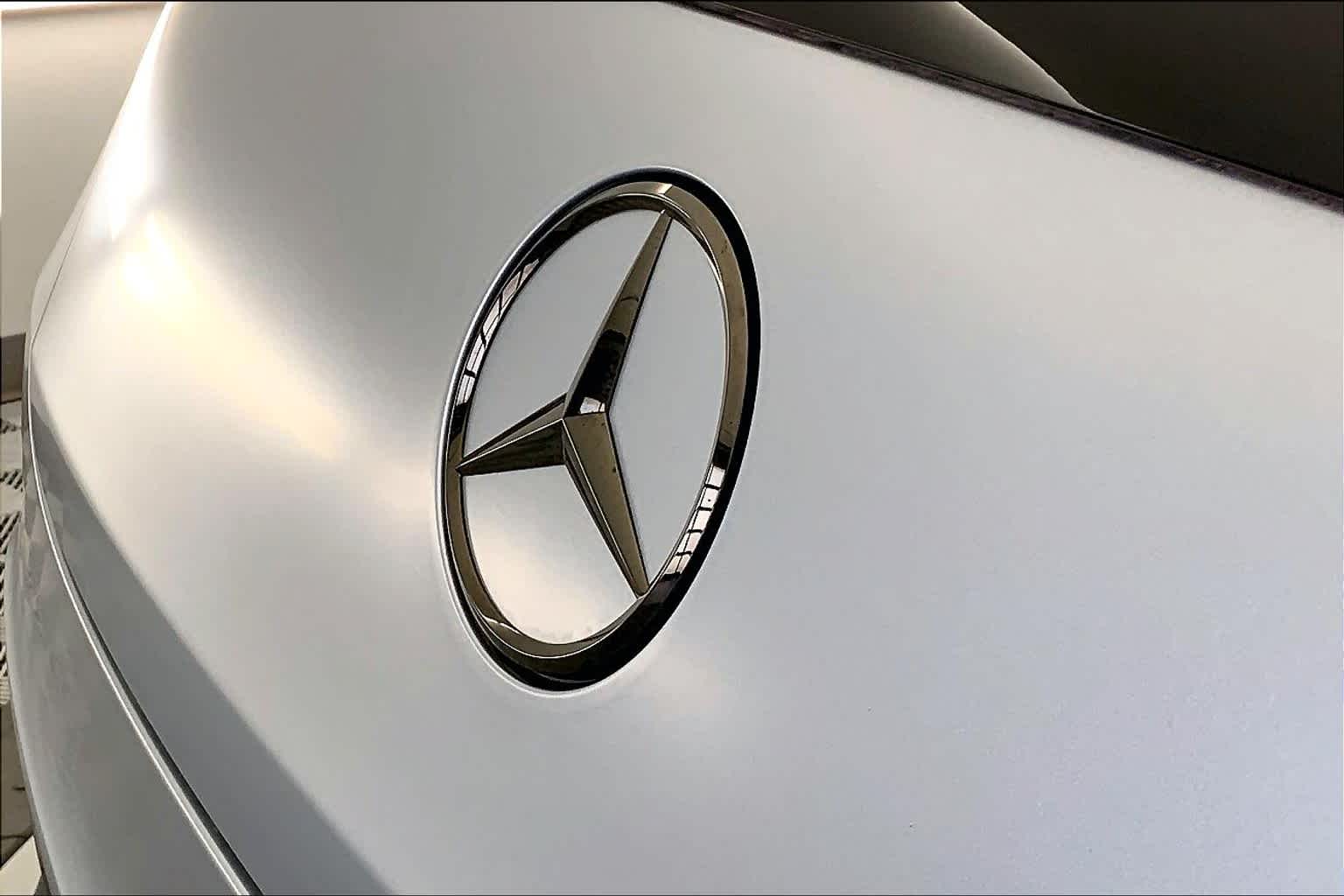 Thumbnail: 2025 Mercedes-Benz GLC - 22