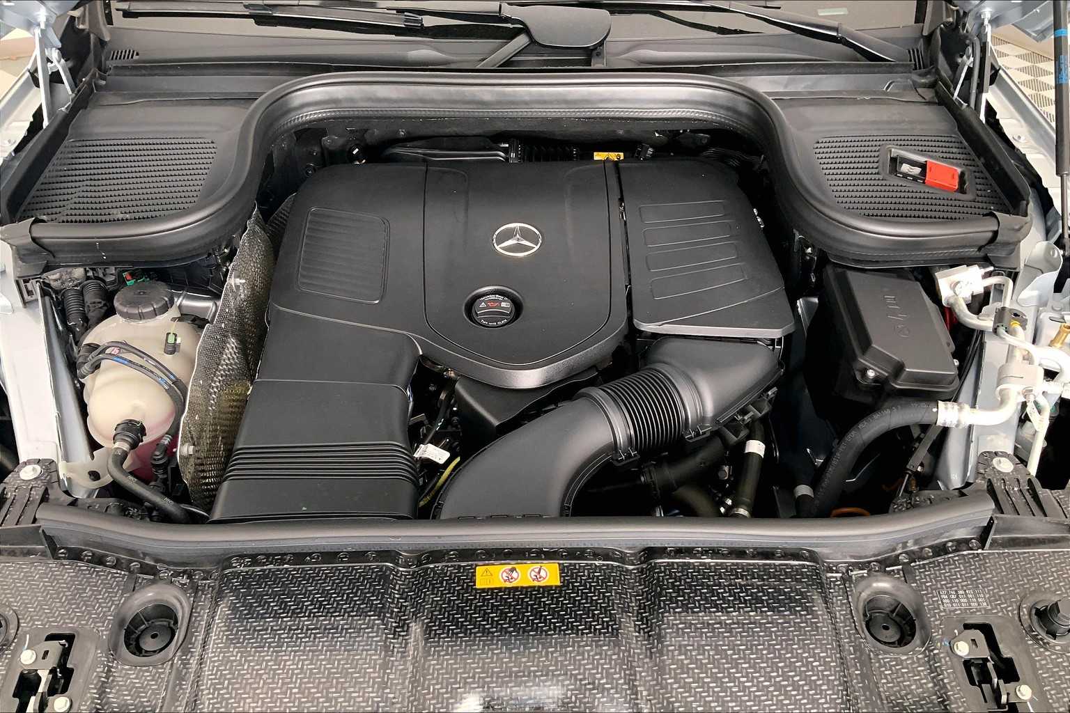 Thumbnail: 2025 Mercedes-Benz GLE - 9