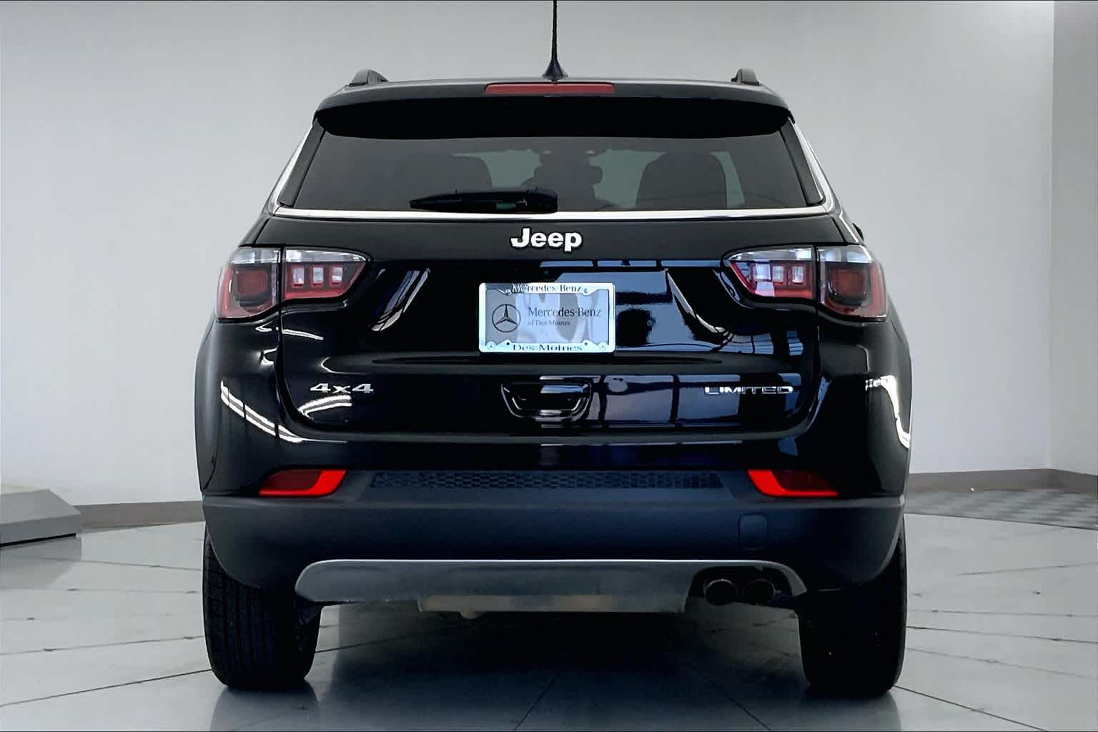2022 Jeep Compass Limited 5