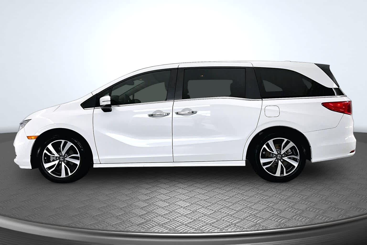 Thumbnail: 2024 Honda Odyssey - 3