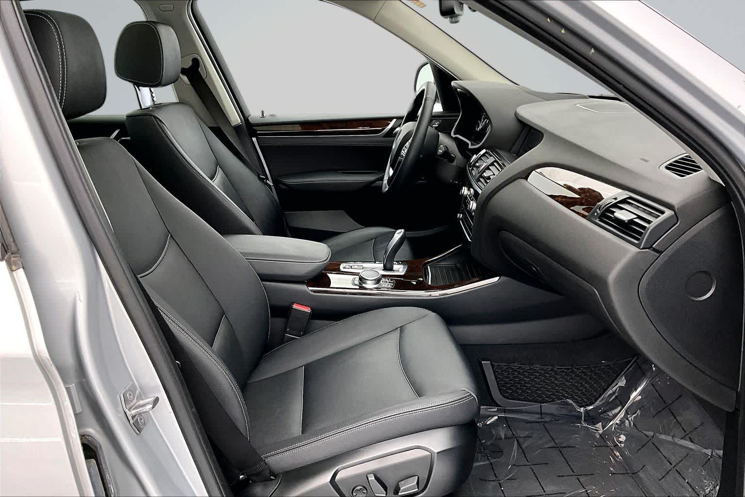 Thumbnail: 2017 BMW X3 - 14