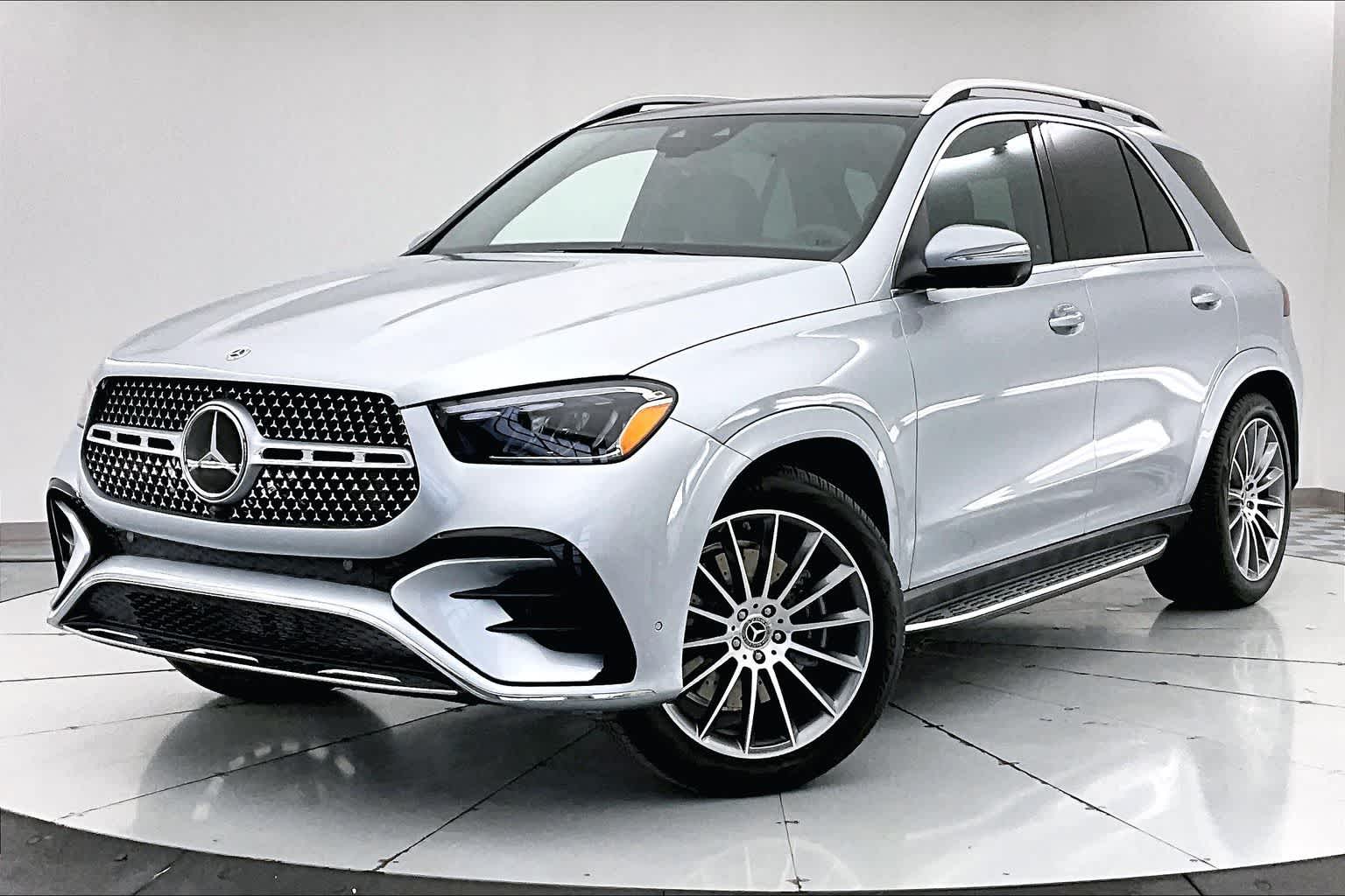 Thumbnail: 2026 Mercedes-Benz GLE - 1