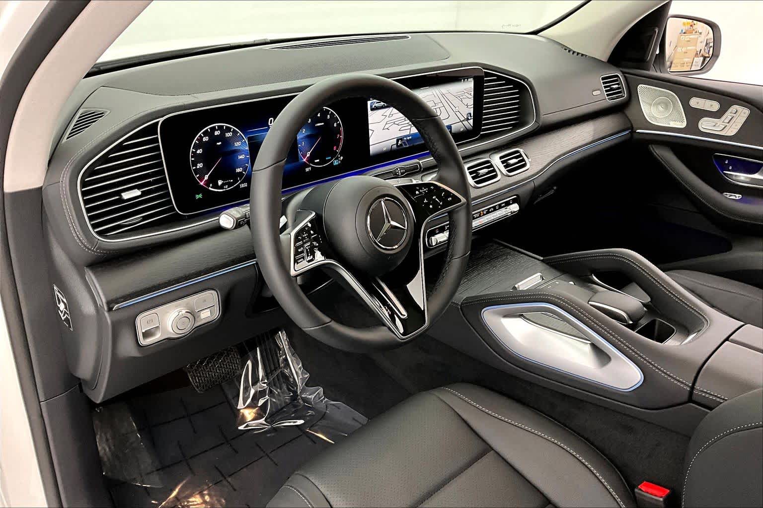 Thumbnail: 2026 Mercedes-Benz GLE - 2