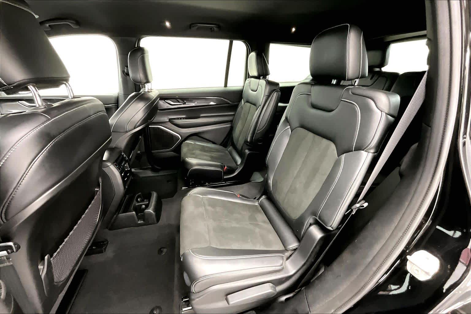 Thumbnail: 2021 Jeep Grand Cherokee L - 13