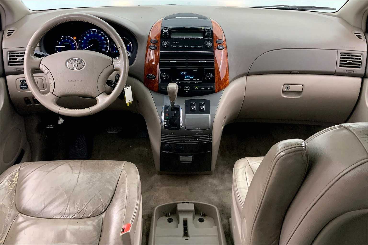 Thumbnail: 2006 Toyota Sienna - 9