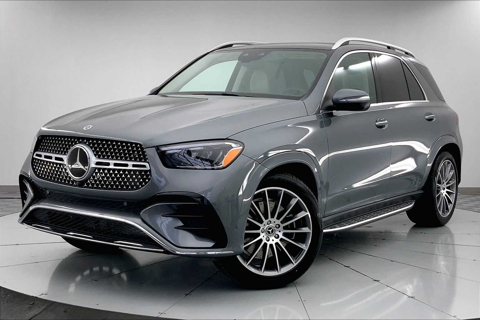 Thumbnail: 2026 Mercedes-Benz GLE - 1