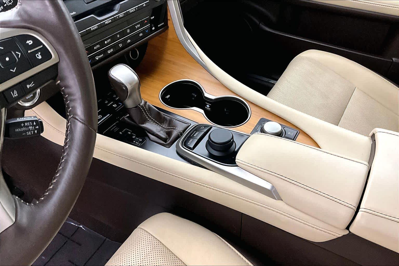 Thumbnail: 2017 Lexus RX - 17