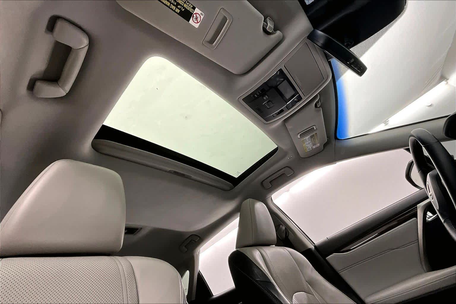 Thumbnail: 2016 Lexus RX - 22