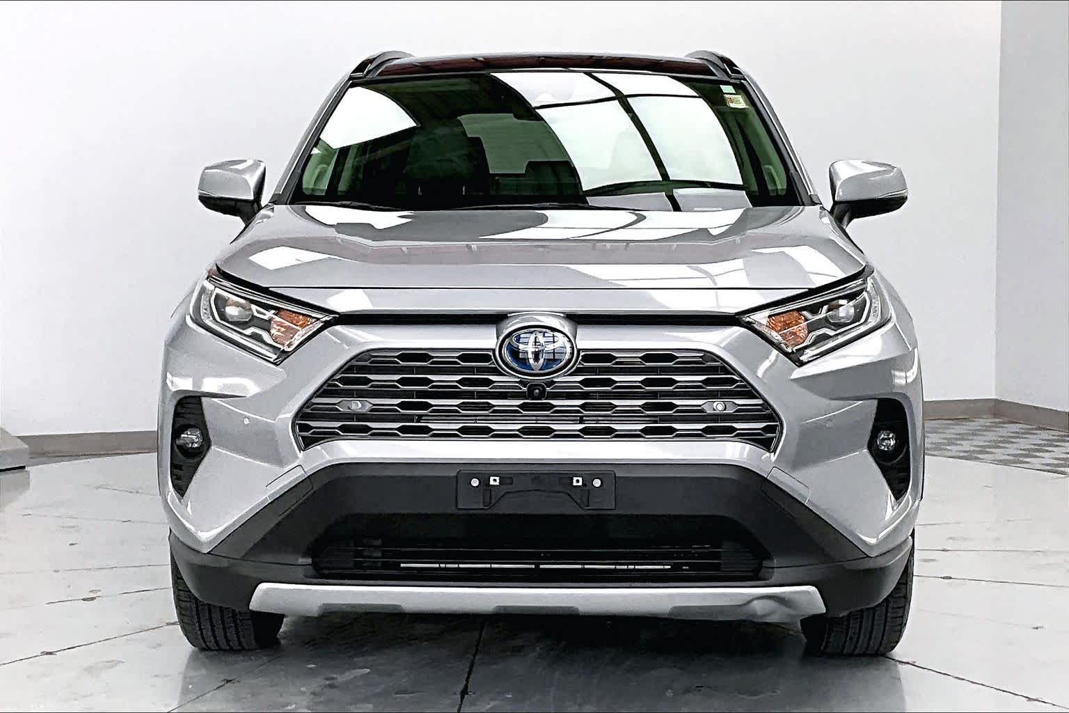 Thumbnail: 2020 Toyota RAV4 - 6