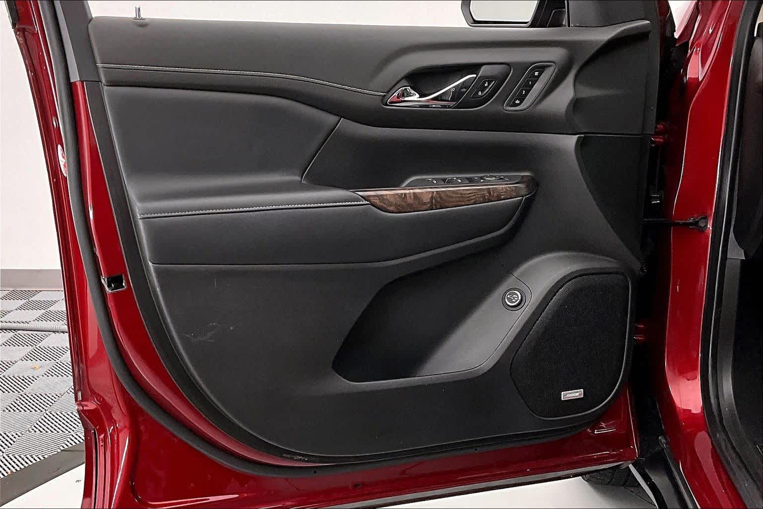 Thumbnail: 2020 GMC Acadia - 23