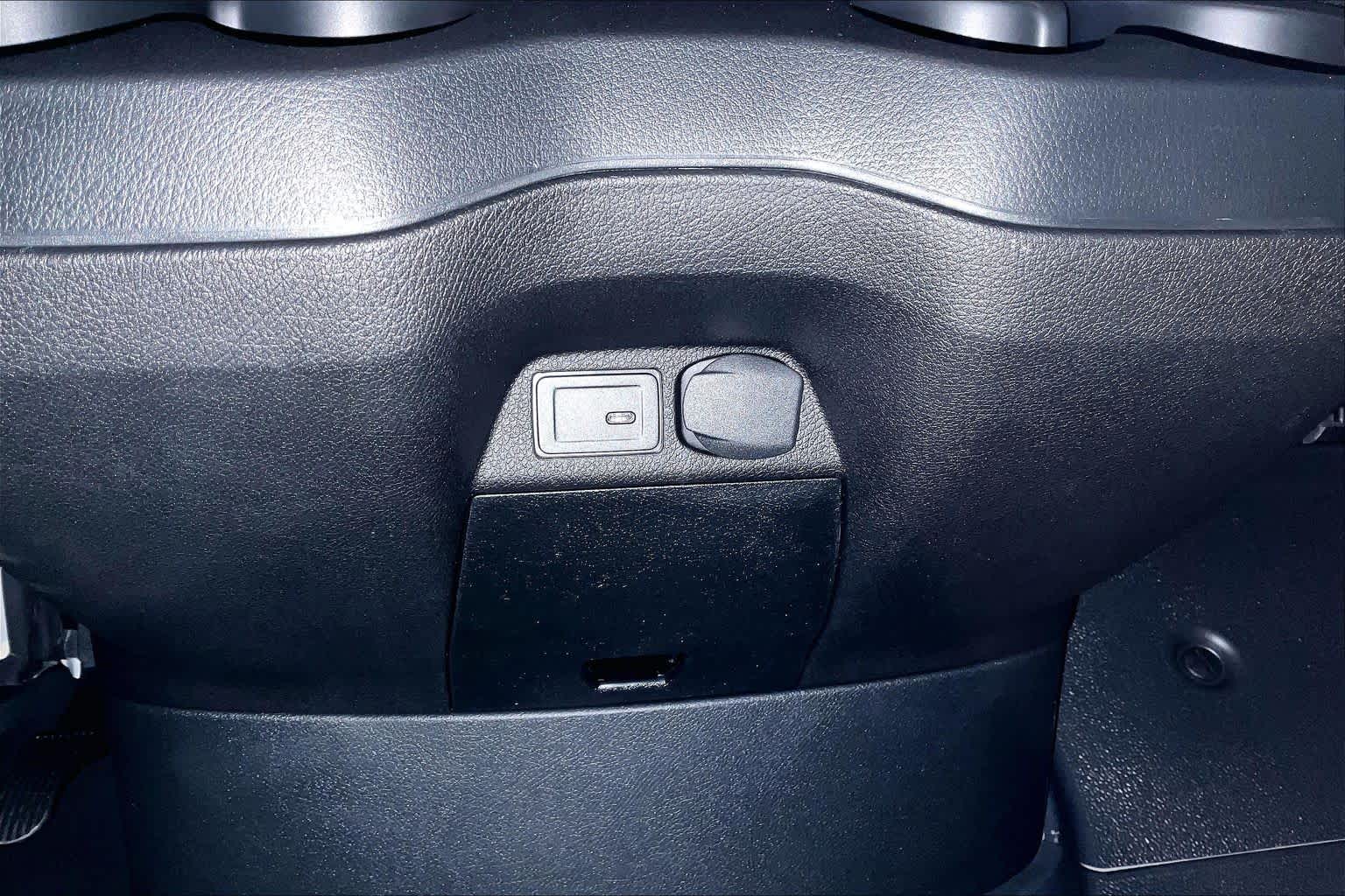 Thumbnail: 2026 Mercedes-Benz Sprinter - 22