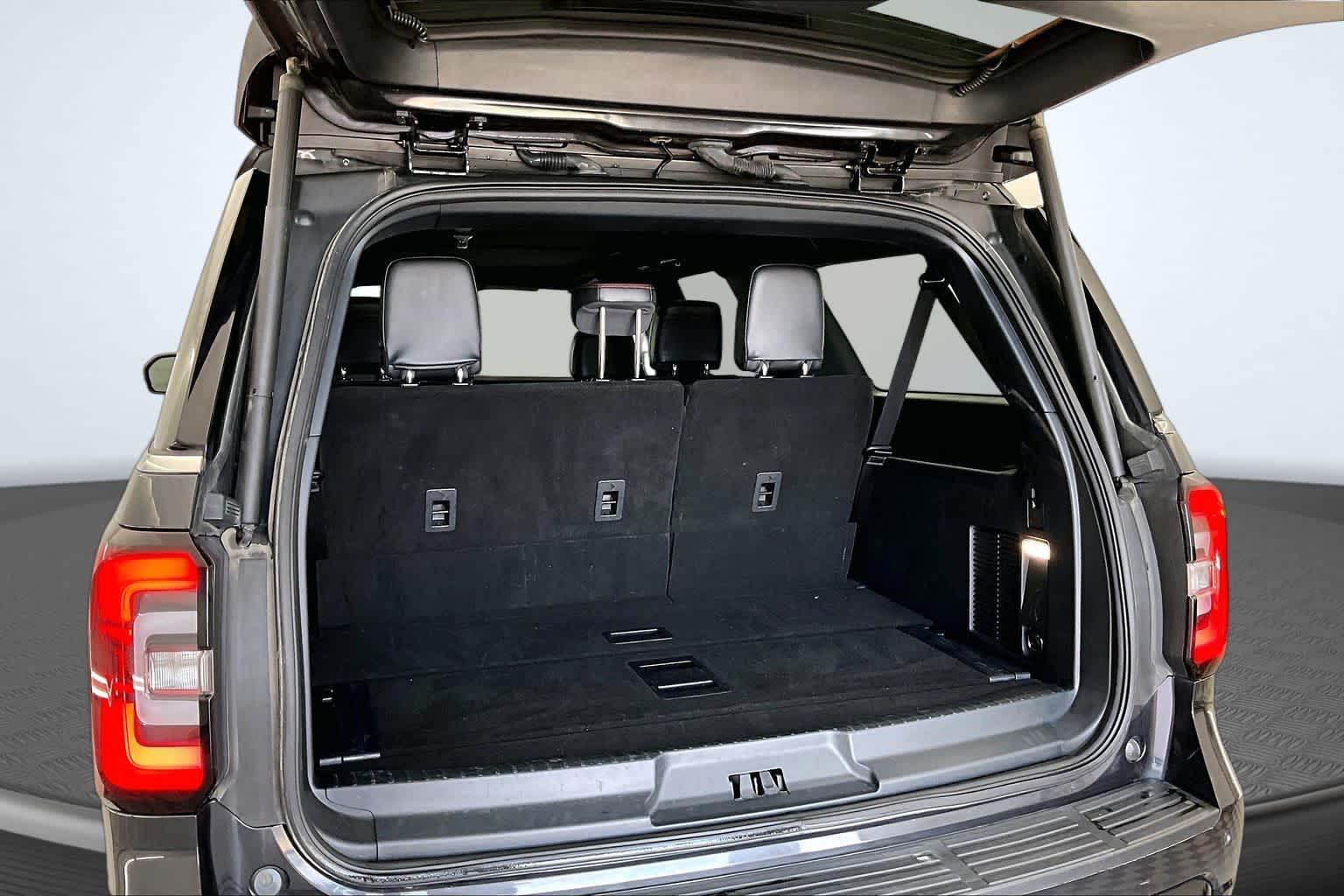 Thumbnail: 2022 Ford Expedition MAX - 19