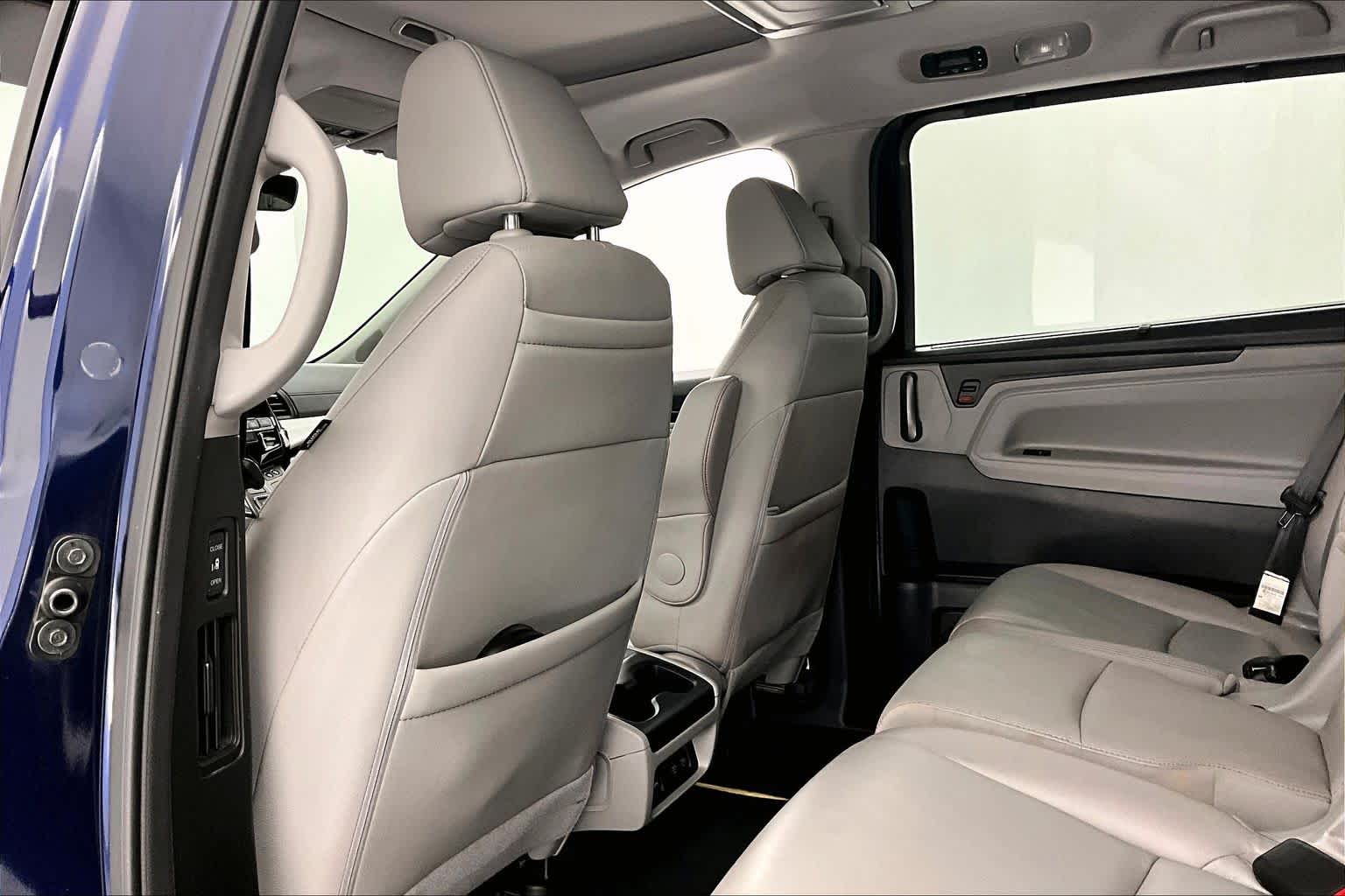 Thumbnail: 2019 Honda Odyssey - 11