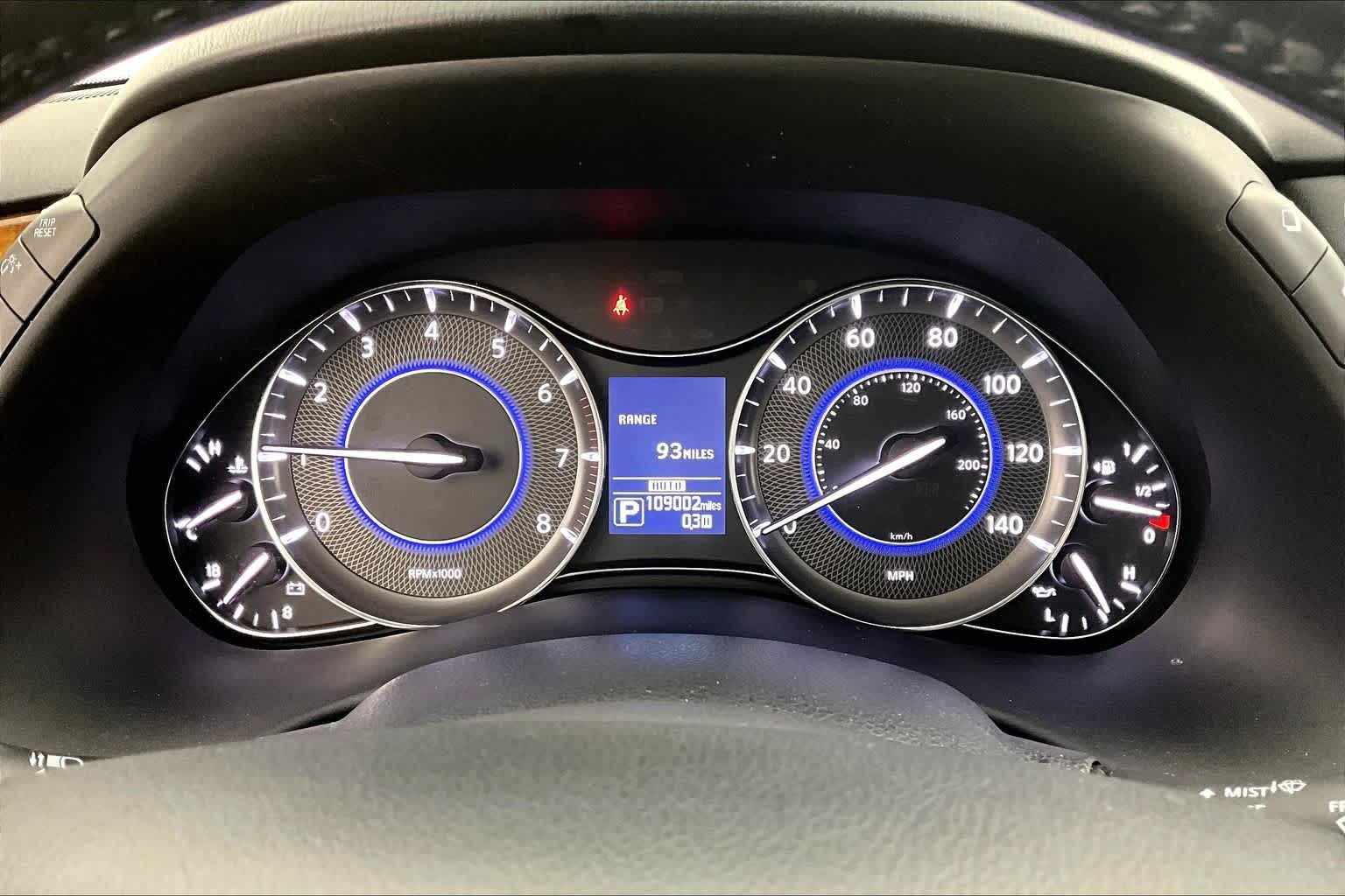 Thumbnail: 2013 INFINITI QX56 - 17