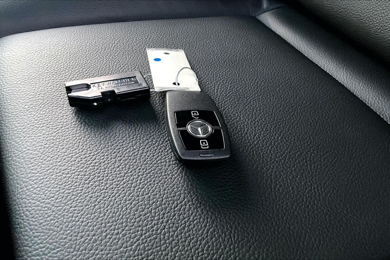 Thumbnail: 2026 Mercedes-Benz Sprinter - 19