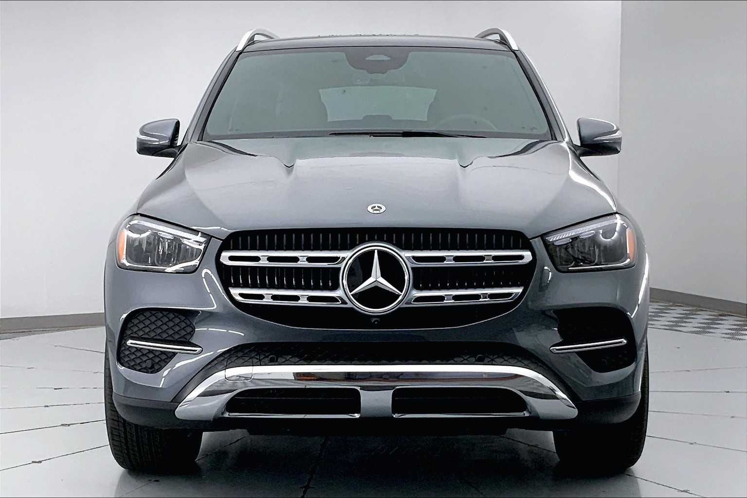 Thumbnail: 2026 Mercedes-Benz GLE - 6