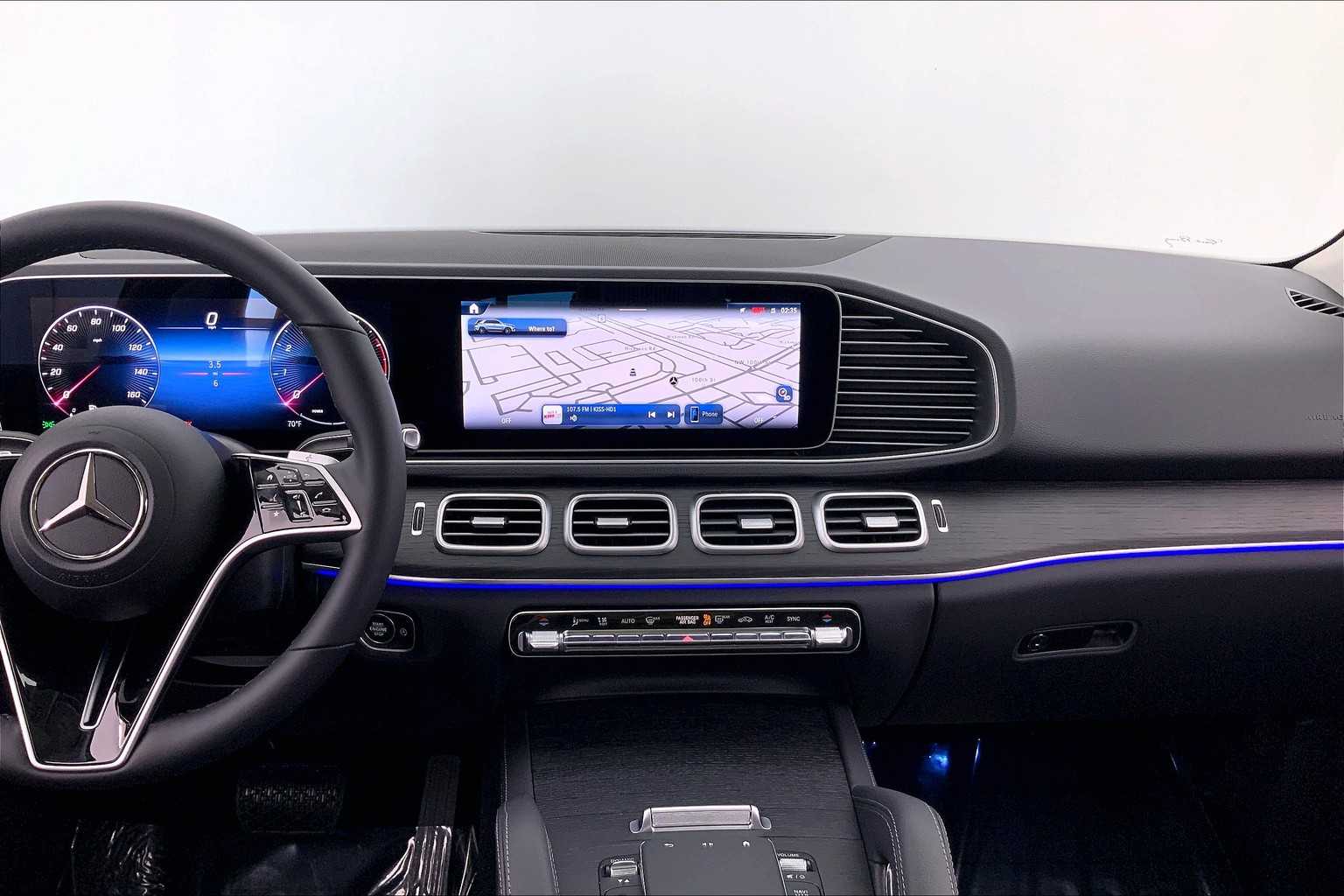 Thumbnail: 2026 Mercedes-Benz GLE - 16