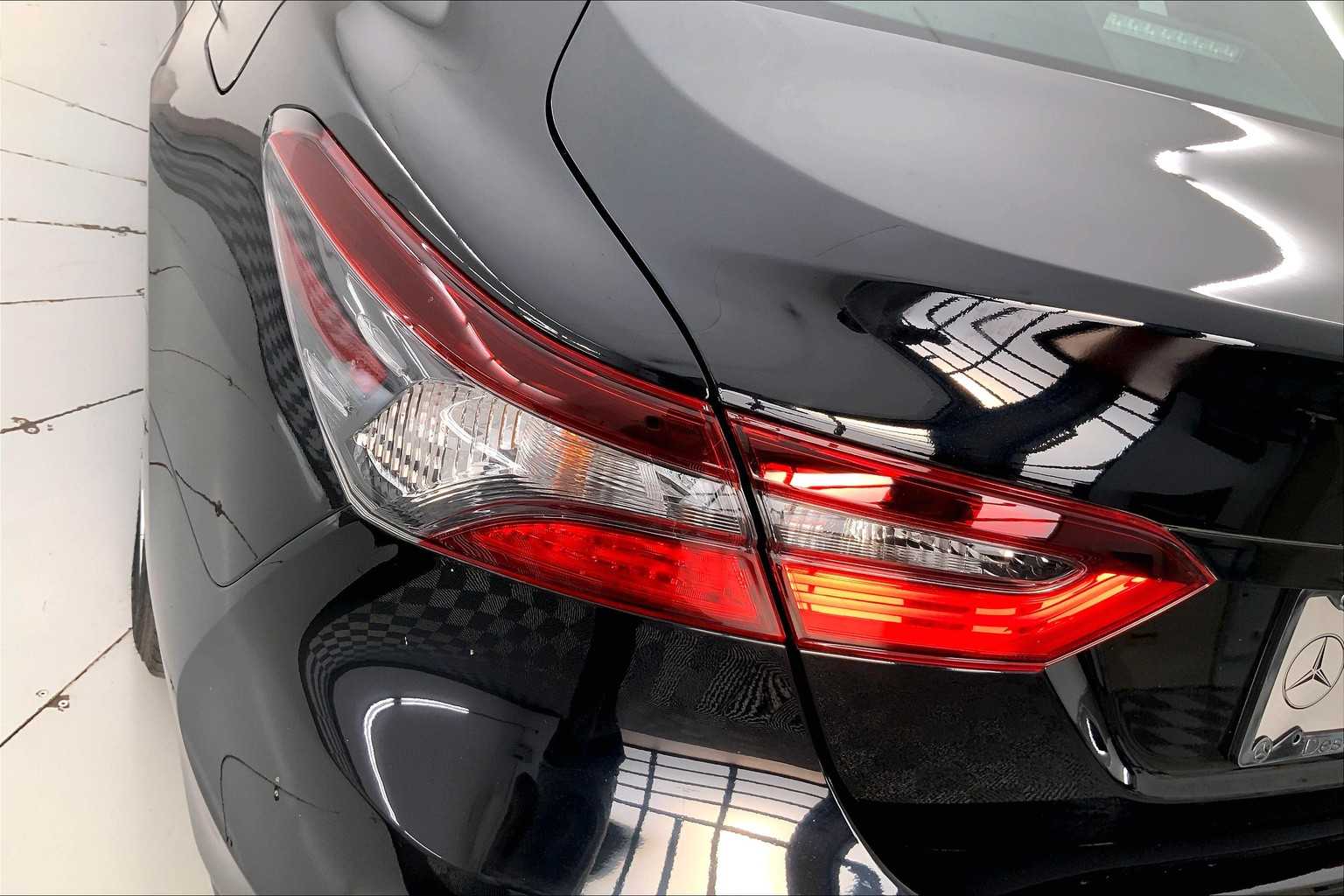 Thumbnail: 2022 Toyota Camry - 24