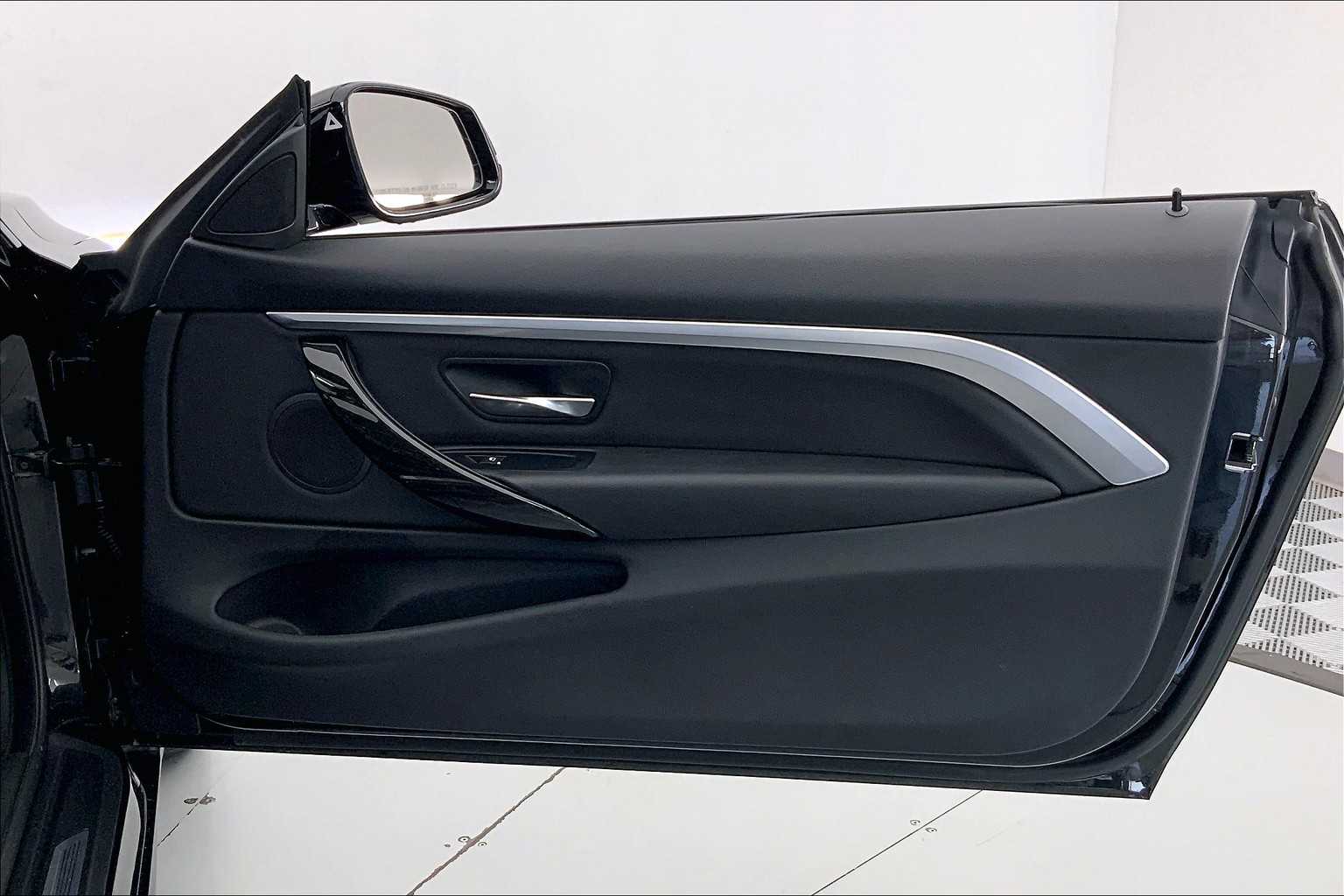 Thumbnail: 2020 BMW 4 Series - 23