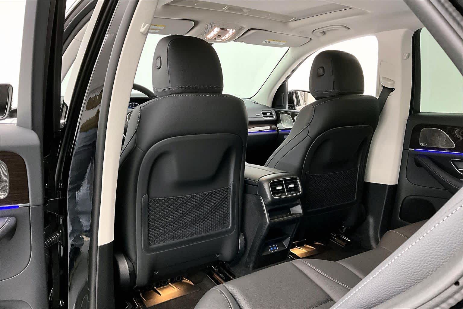 Thumbnail: 2026 Mercedes-Benz GLE - 12